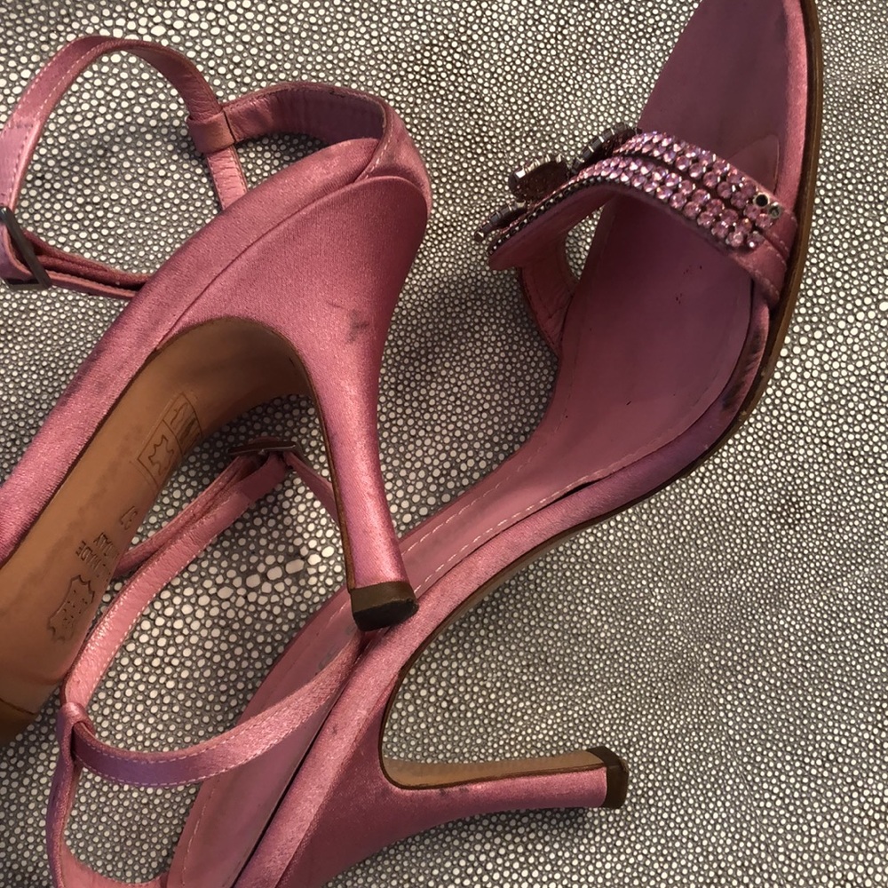LERRE Handmade in Italy Pink Silk 3.5” heel Rhinestone Flower Size 37 Sandals - Picture 12 of 12